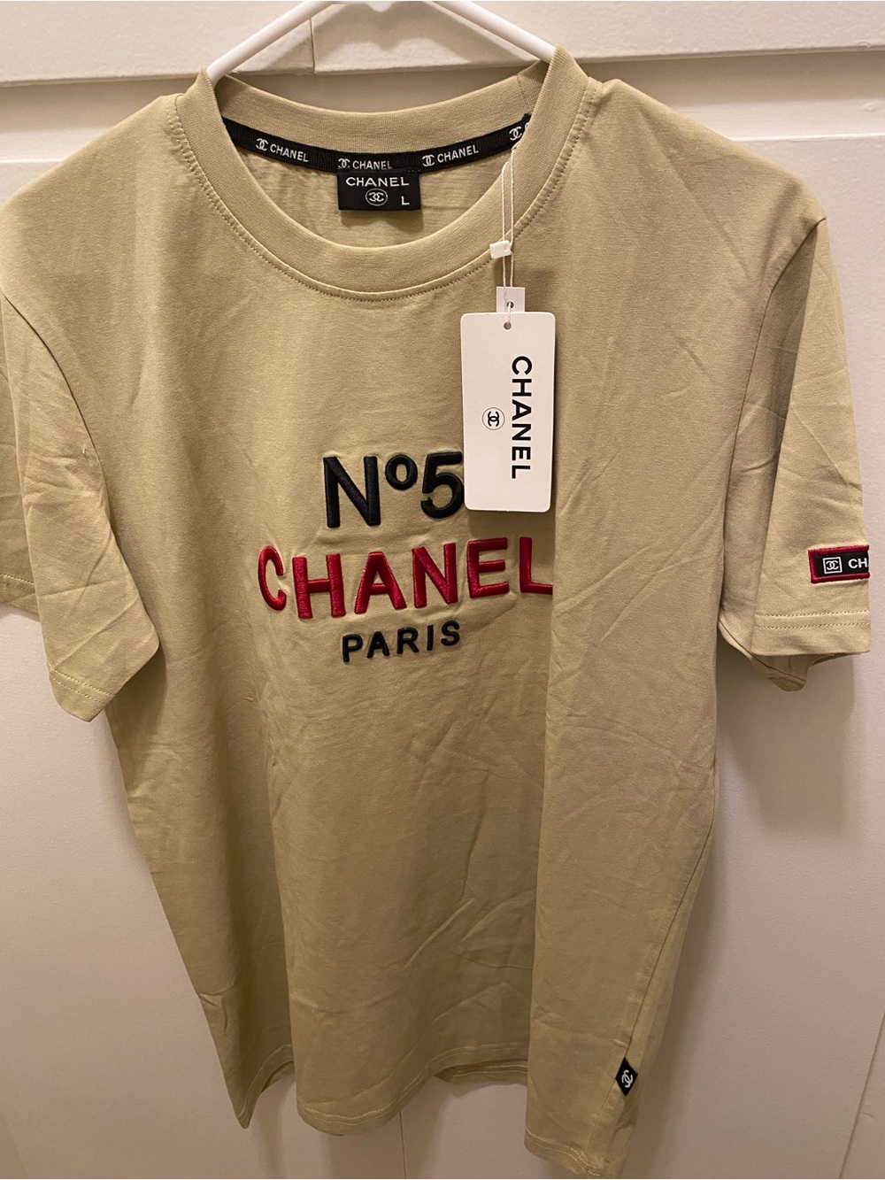 CHANEL No.5 Embroidered Logo Tee - Olive Green with Red & Black Accents - Picture 8 of 8
